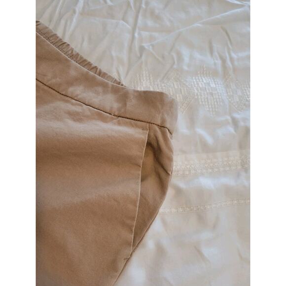 Isaac Mizrahi Size 16 Khaki Stretch Straight Leg Crop Pant A675363 NWOT - Picture 5 of 12